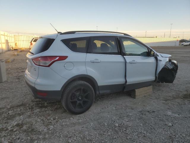 Photo 3 from auction – 2016 FORD ESCAPE SE with VIN 1FMCU9GX0GUA46340