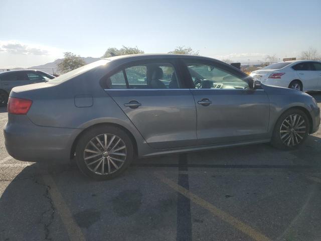 Photo 3 from auction – 2011 VOLKSWAGEN JETTA SEL with VIN 3VWLX7AJ2BM035547