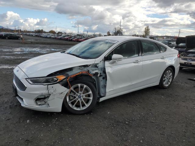 FORD FUSION TIT 2019 with VIN 3FA6P0SU0KR104194 - Photo from auction