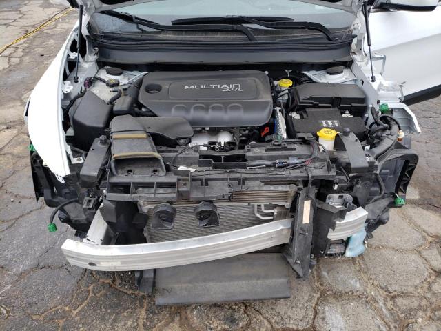 Photo 12 from auction – 2018 JEEP CHEROKEE L with VIN 1C4PJLCB5JD561900