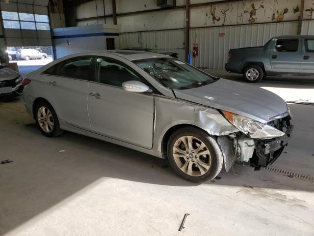 Photo 4 from auction – 2011 HYUNDAI SONATA SE with VIN 5NPEC4AB9BH303613