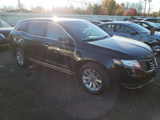 Photo 4 from auction – 2018 LINCOLN MKT with VIN 2LMHJ5NK5JBL01595