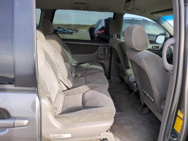 Photo 10 from auction – 2005 TOYOTA SIENNA CE with VIN 5TDZA23C75S300029