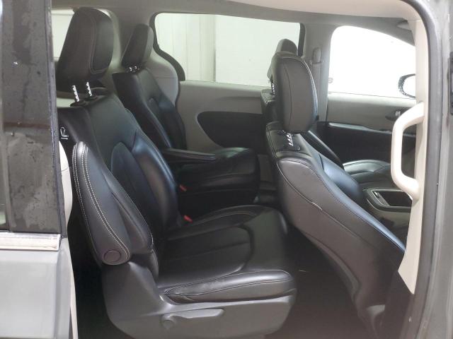 Photo 11 from auction – 2023 CHRYSLER PACIFICA H with VIN 2C4RC1L70PR576586