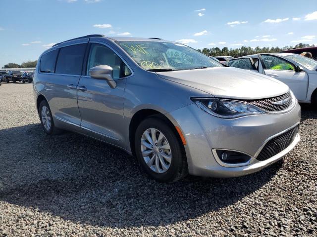 Photo 4 from auction – 2017 CHRYSLER PACIFICA T with VIN 2C4RC1BG1HR660564