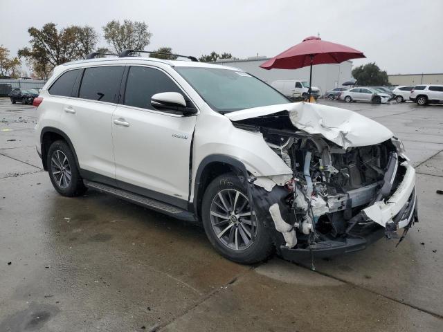 Photo 4 from auction – 2019 TOYOTA HIGHLANDER with VIN 5TDJGRFH4KS053849