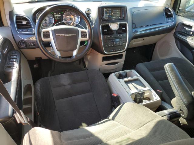 Photo 8 from auction – 2015 CHRYSLER TOWN & COU with VIN 2C4RC1BG3FR628177