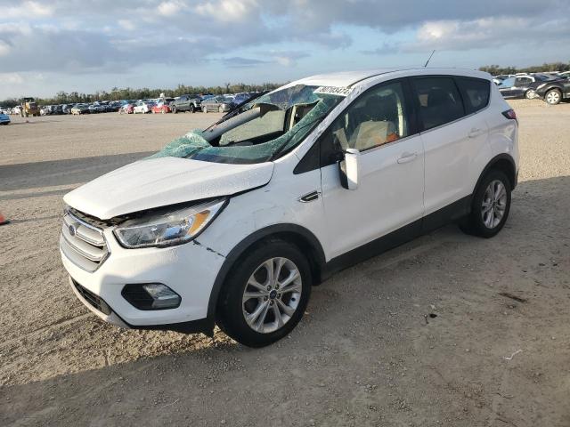 FORD ESCAPE SE 2017 with VIN 1FMCU0GD8HUC31660 - Photo from auction