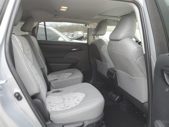 Photo 11 from auction – 2023 TOYOTA HIGHLANDER with VIN 5TDABRCH7PS594050