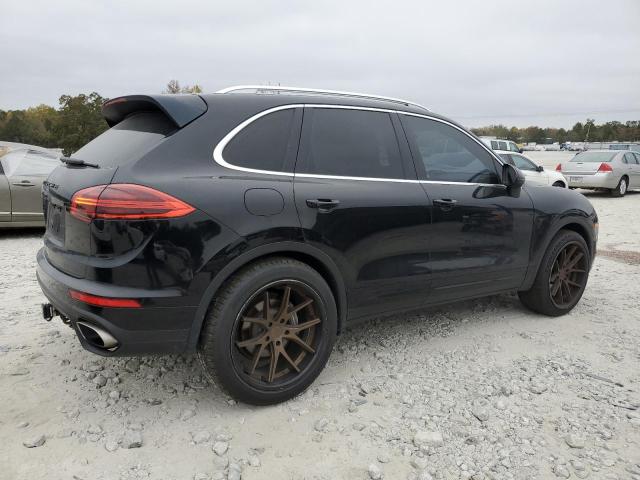 Photo 3 from auction – 2016 PORSCHE CAYENNE with VIN WP1AA2A24GLA00880