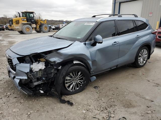TOYOTA HIGHLANDER 2024 con VIN 5TDEBRCH3RS638808 - Foto de la subasta