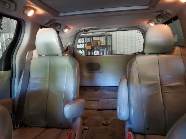 Photo 10 from auction – 2011 TOYOTA SIENNA XLE with VIN 5TDYK3DC8BS155415