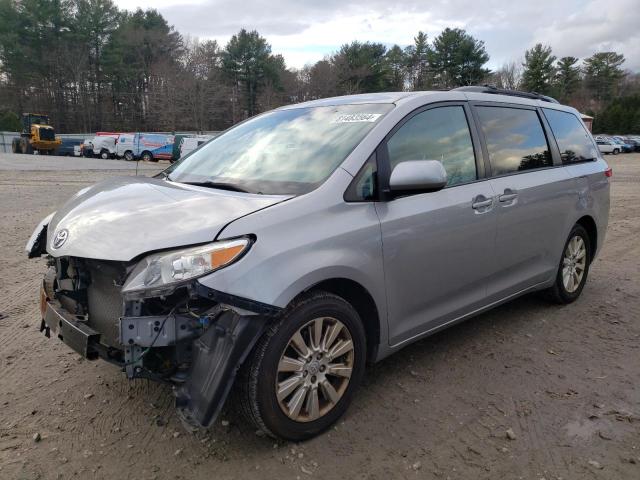 TOYOTA SIENNA LE 2011 with VIN 5TDJK3DC3BS004015 - Photo from auction