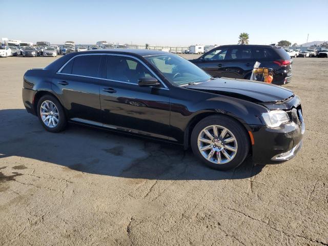 Photo 4 from auction – 2015 CHRYSLER 300 LIMITE with VIN 2C3CCAAG0FH807326