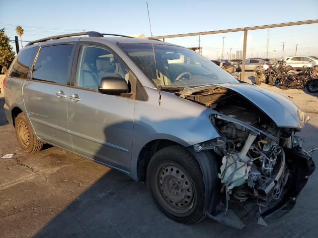 Photo 4 from auction – 2010 TOYOTA SIENNA CE with VIN 5TDKK4CC4AS333851