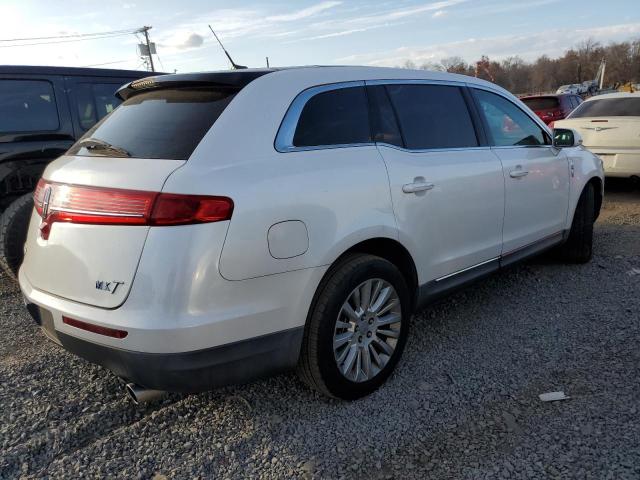 Photo 3 from auction – 2010 LINCOLN MKT with VIN 2LMHJ5FR7ABJ13348