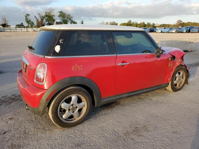 Photo 3 from auction – 2011 MINI COOPER with VIN WMWSU3C53BTX96747