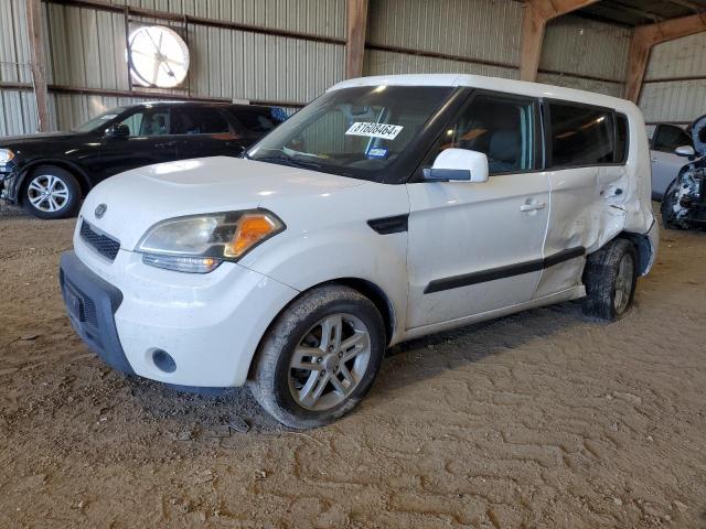 KIA SOUL + 2011 with VIN KNDJT2A21B7710753 - Photo from auction