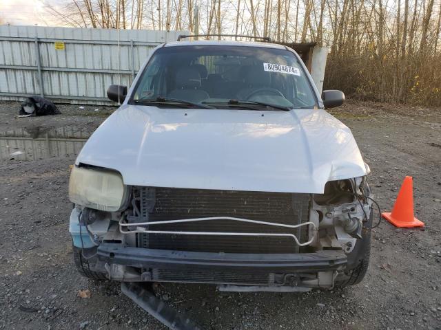 Photo 5 from auction – 2002 FORD ESCAPE XLT with VIN 1FMYU04122KD98017