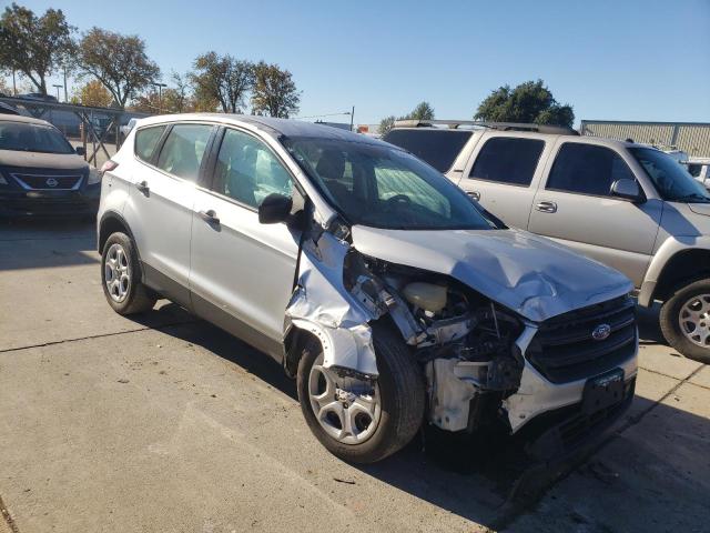 Photo 4 from auction – 2017 FORD ESCAPE S with VIN 1FMCU0F78HUD60591