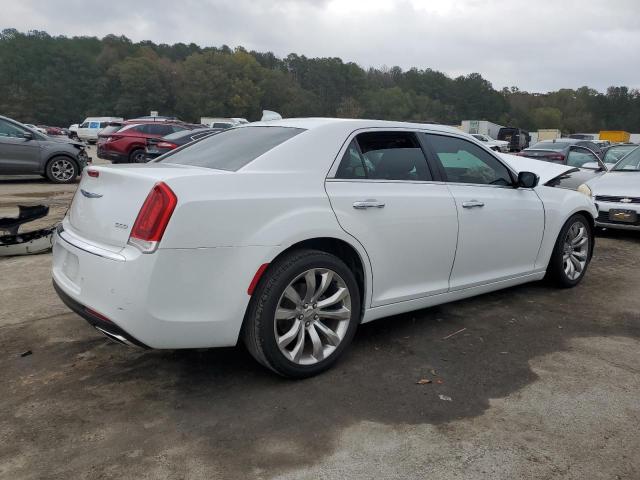 Photo 3 from auction – 2019 CHRYSLER 200 SEDAN with VIN 2C3CCAEG2KH718703