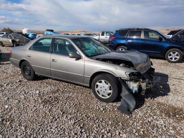 Photo 4 from auction – 2001 TOYOTA CAMRY CE with VIN 4T1BG22K41U045432
