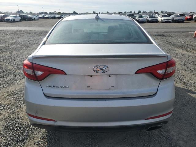 Photo 6 from auction – 2017 HYUNDAI SONATA SE with VIN 5NPE24AF3HH558241