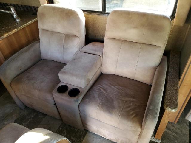 Photo 5 from auction – 2017 FORD ECONOLINE with VIN 1FDXE4FS7HDC16251