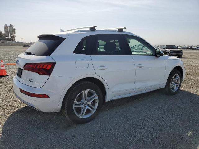 Photo 3 from auction – 2018 AUDI Q5 PREMIUM with VIN WA1ANAFY2J2118852