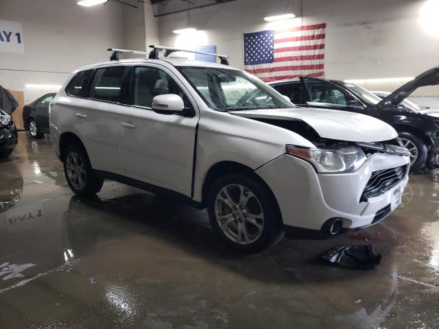 Photo 4 from auction – 2014 MITSUBISHI OUTLANDER with VIN JA4AZ3A32EZ020204
