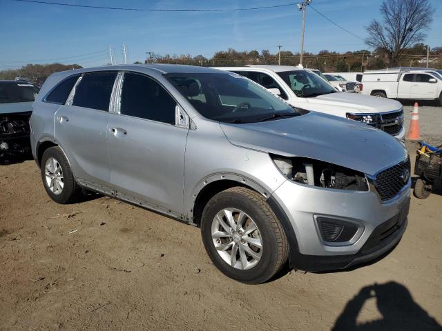 Photo 4 from auction – 2016 KIA SORENTO LX with VIN 5XYPG4A34GG149476