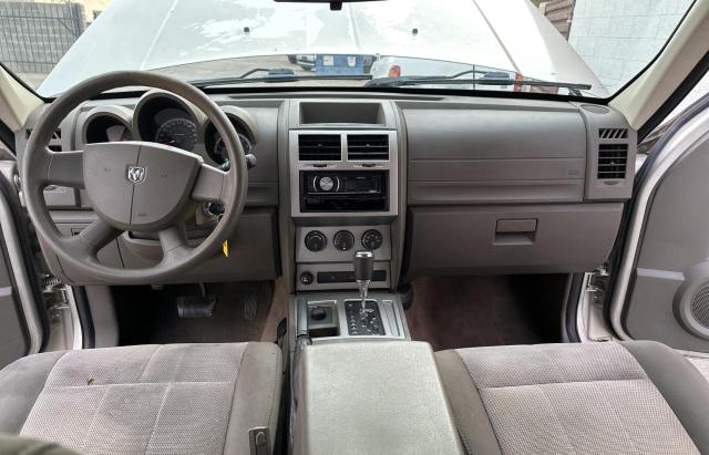 Photo 9 from auction – 2008 DODGE NITRO SXT with VIN 1D8GU28K68W252852