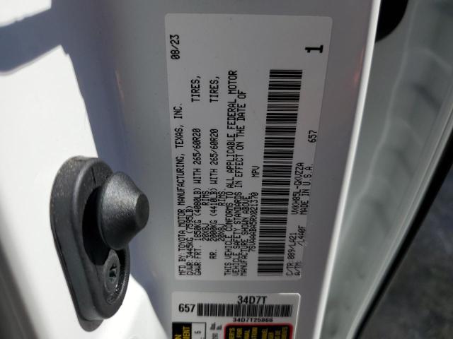 Photo 14 from auction – 2024 TOYOTA SEQUOIA SR with VIN 7SVAAABA5RX021370