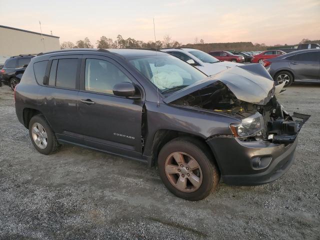 Photo 4 from auction – 2017 JEEP COMPASS LA with VIN 1C4NJCEAXHD151423
