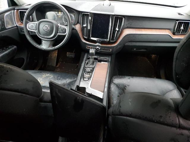 Photo 8 from auction – 2018 VOLVO XC60 T6 MO with VIN YV4A22RK5J1012183
