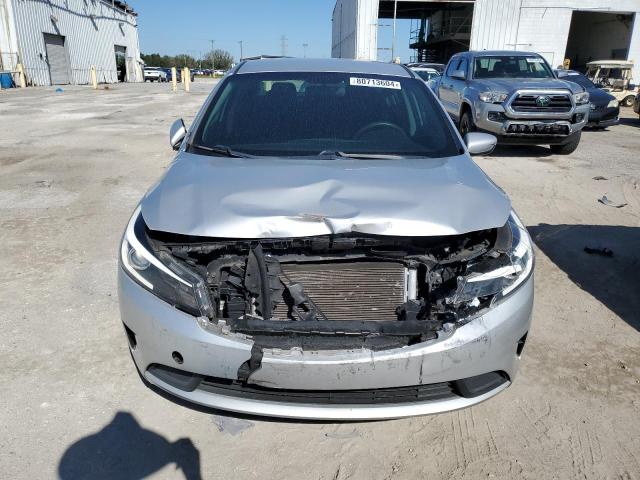 Photo 5 from auction – 2017 KIA FORTE LX with VIN 3KPFK4A79HE157939