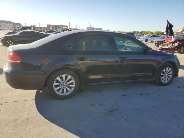 Photo 3 from auction – 2015 VOLKSWAGEN PASSAT S with VIN 1VWAS7A36FC063432