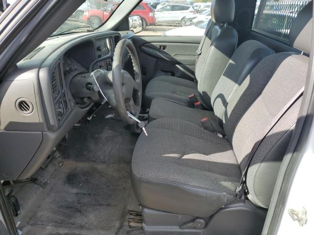 Photo 7 from auction – 2005 CHEVROLET SILVERADO with VIN 1GCEC14X85Z143470
