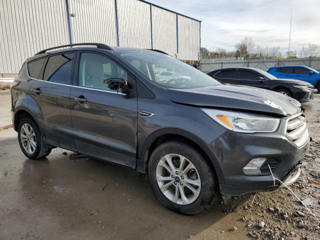 Photo 4 from auction – 2018 FORD ESCAPE SE with VIN 1FMCU9GD3JUC46576