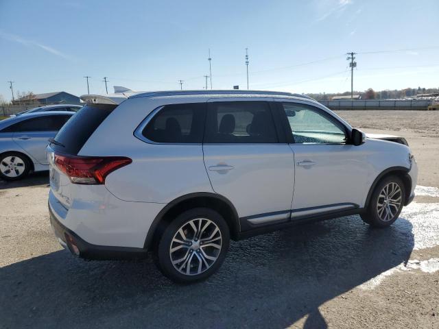 Photo 3 from auction – 2017 MITSUBISHI OUTLANDER with VIN JA4AZ3A32HZ054728
