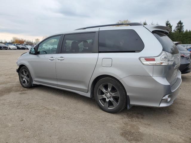 Photo 2 from auction – 2017 TOYOTA SIENNA SE with VIN 5TDXZ3DC3HS839367