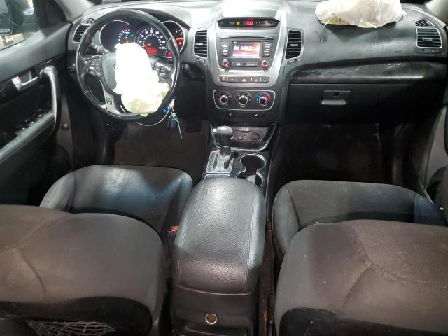 Photo 8 from auction – 2015 KIA SORENTO LX with VIN 5XYKT4A69FG640799