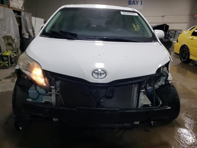 Photo 5 from auction – 2011 TOYOTA SIENNA LE with VIN 5TDKK3DC6BS011397