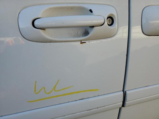 Photo 13 from auction – 2005 DODGE GRAND CARA with VIN 2D4GP44L35R240469