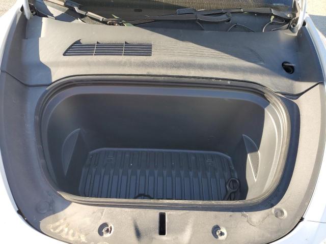 Photo 11 from auction – 2020 TESLA MODEL Y with VIN 5YJYGDEE9LF055532