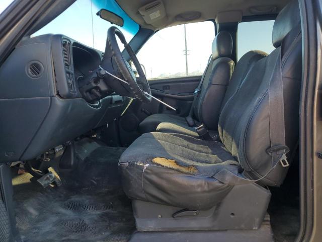 Photo 7 from auction – 2002 CHEVROLET SILVERADO with VIN 2GCEC19XX21127719