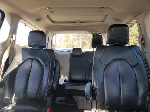 Photo 10 from auction – 2017 CHRYSLER PACIFICA L with VIN 2C4RC1GG5HR670037