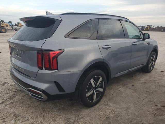 Photo 3 from auction – 2022 KIA SORENTO S with VIN 5XYRL4LC7NG151012