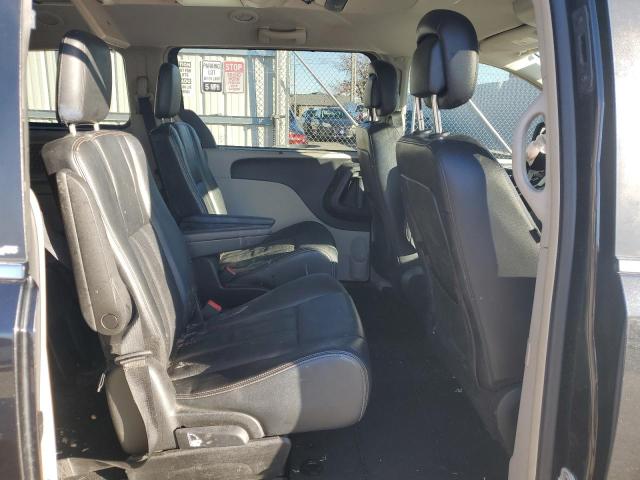 Photo 11 from auction – 2013 CHRYSLER TOWN & COU with VIN 2C4RC1CG8DR647786