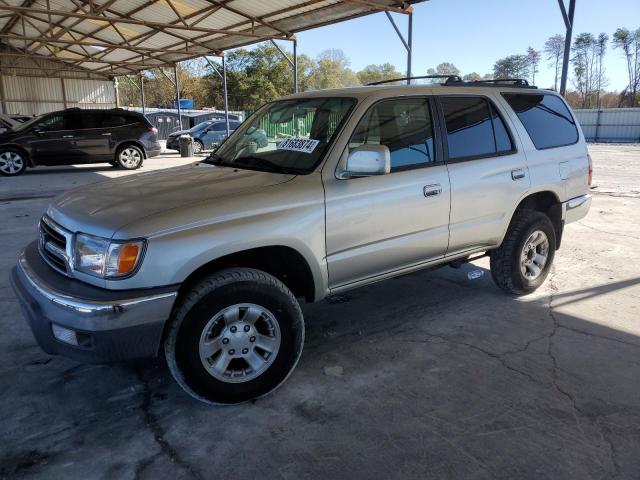 TOYOTA 4RUNNER SR 2000 with VIN JT3GN86R9Y0180048 - Photo from auction
